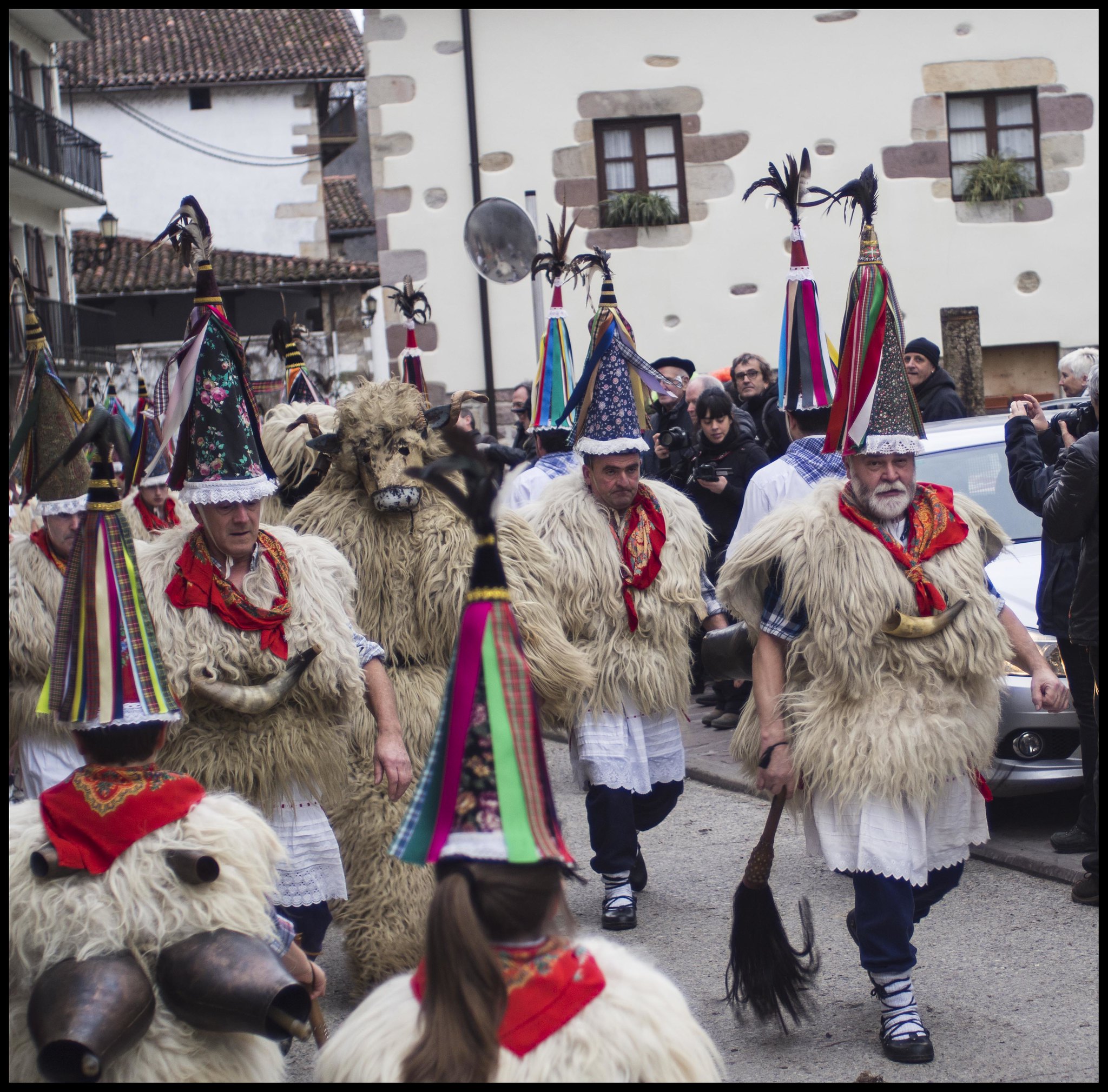 Carnaval De Ituren Y Zubieta Esencia Navarra Rumbo Natura